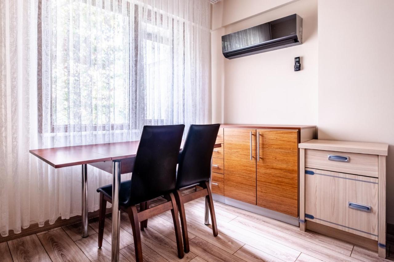 Flat With Sea View Near Uskudar Ferry Station Apartamento Istambul Exterior foto