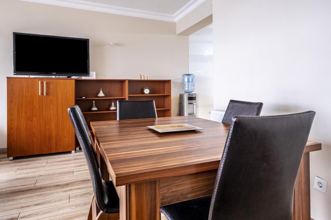 Flat With Sea View Near Uskudar Ferry Station Apartamento Istambul Exterior foto